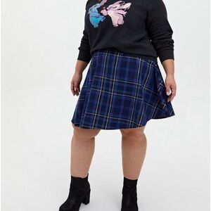 LIKE NEW! Torrid Mini Twill Pleated Skater Skirt Size 3X